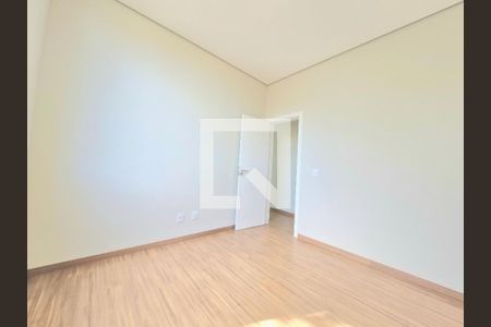 Casa à venda com 187m², 3 quartos e 3 vagasQuarto 2