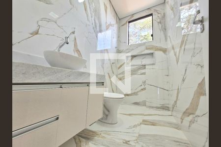 Casa à venda com 187m², 3 quartos e 3 vagasBanheiro da Suíte