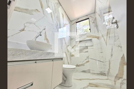 Casa à venda com 187m², 3 quartos e 3 vagasBanheiro da Suíte