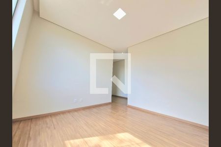 Casa à venda com 187m², 3 quartos e 3 vagasSuíte