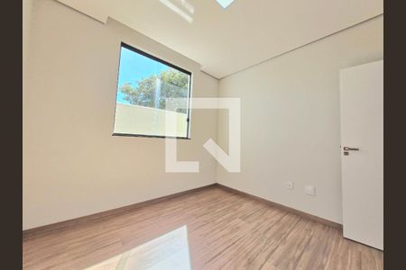 Casa à venda com 187m², 3 quartos e 3 vagasQuarto 2