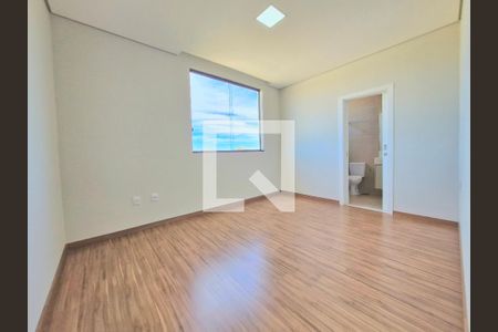 Casa à venda com 187m², 3 quartos e 3 vagasSuíte