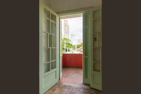 Apartamento à venda com 100m², 2 quartos e sem vagaVaranda