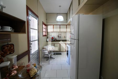 Apartamento para alugar com 200m², 3 quartos e 1 vagaCozinha