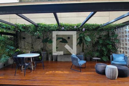 Apartamento para alugar com 200m², 3 quartos e 1 vagaÁrea comum 