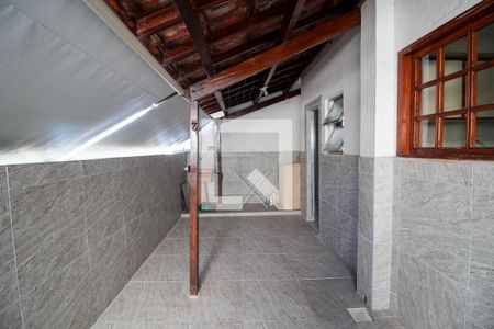 Apartamento para alugar com 200m², 3 quartos e 1 vagaÁrea de Serviço