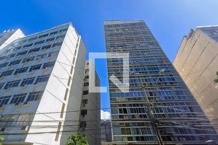 Apartamento para alugar com 200m², 3 quartos e 1 vagaFachada