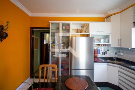Casa para alugar com 250m², 4 quartos e 1 vagaCozinha