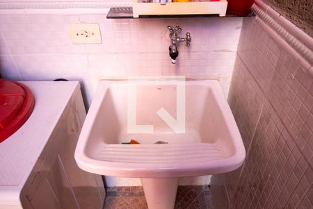 Casa para alugar com 250m², 4 quartos e 1 vagaÁrea de Serviço / Quintal