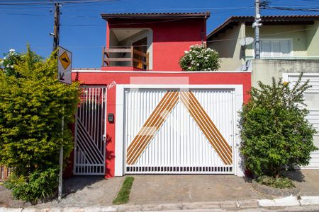 Casa para alugar com 250m², 4 quartos e 1 vagaFachada