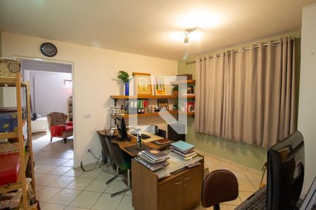 Casa para alugar com 250m², 4 quartos e 1 vagaEscritório
