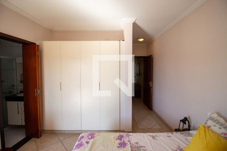 Casa para alugar com 250m², 4 quartos e 1 vagaQuarto / Suíte 2