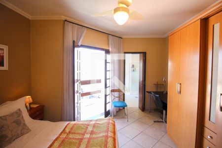 Casa para alugar com 250m², 4 quartos e 1 vagaQuarto / Suíte 4
