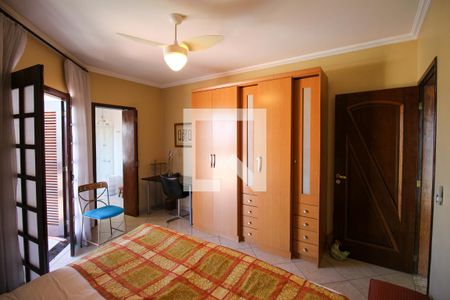 Casa para alugar com 250m², 4 quartos e 1 vagaQuarto / Suíte 4
