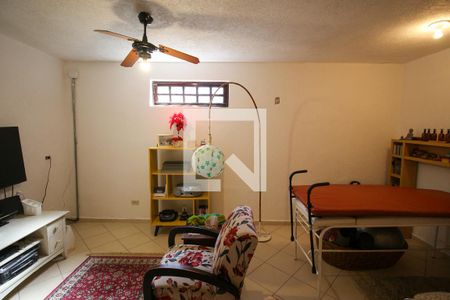 Casa para alugar com 250m², 4 quartos e 1 vagaQuarto / Suíte 1