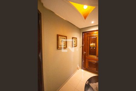 Casa para alugar com 250m², 4 quartos e 1 vagaHall de entrada