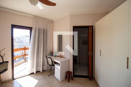 Casa para alugar com 250m², 4 quartos e 1 vagaQuarto / Suíte 2
