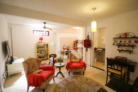 Casa para alugar com 250m², 4 quartos e 1 vagaQuarto / Suíte 1