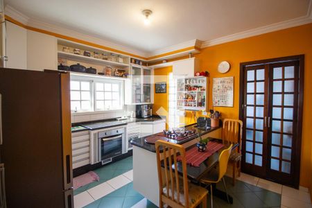 Casa para alugar com 250m², 4 quartos e 1 vagaCozinha
