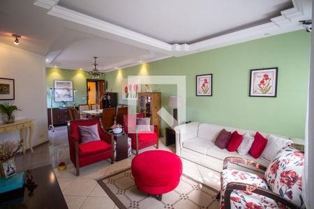 Sala de casa para alugar com 4 quartos, 250m² em Jardim Helena, São Paulo