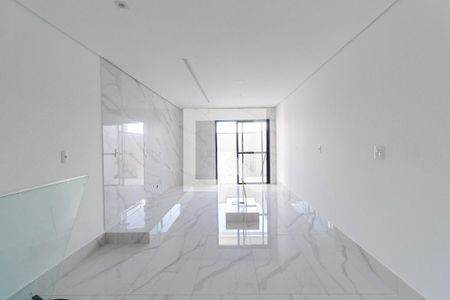 Casa à venda com 220m², 3 quartos e 5 vagas Casa à venda com 220m², 3 quartos e 5 vagasCozinha