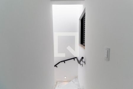 Casa à venda com 220m², 3 quartos e 5 vagas Casa à venda com 220m², 3 quartos e 5 vagasCorredor