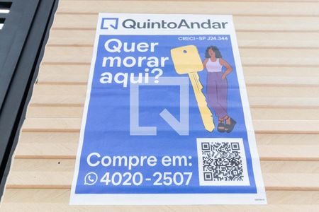 Casa à venda com 220m², 3 quartos e 5 vagas Casa à venda com 220m², 3 quartos e 5 vagasFachada