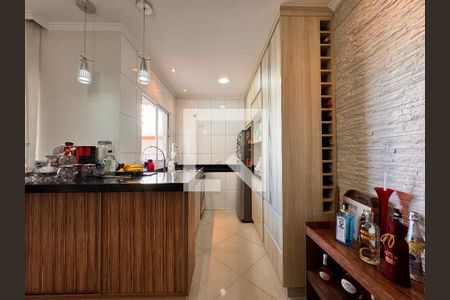 Apartamento à venda com 100m², 2 quartos e 2 vagasCozinha