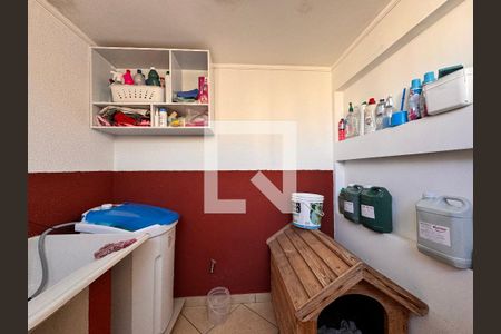 Apartamento à venda com 100m², 2 quartos e 2 vagasLavanderia