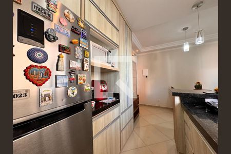 Apartamento à venda com 100m², 2 quartos e 2 vagasCozinha