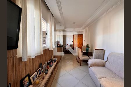 Apartamento à venda com 100m², 2 quartos e 2 vagasSala