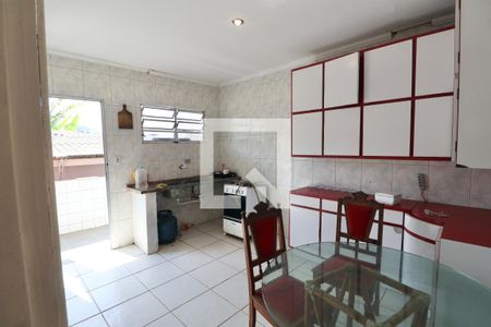 Casa para alugar com 100m², 3 quartos e 1 vagaCozinha