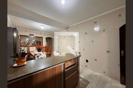 Casa à venda com 175m², 3 quartos e 2 vagas Casa à venda com 175m², 3 quartos e 2 vagasCozinha