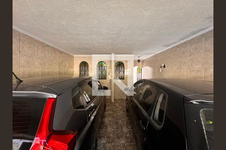 Casa à venda com 175m², 3 quartos e 2 vagas Casa à venda com 175m², 3 quartos e 2 vagasGaragem