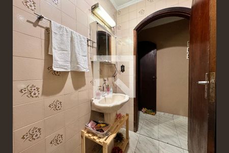 Casa à venda com 175m², 3 quartos e 2 vagas Casa à venda com 175m², 3 quartos e 2 vagasBanheiro