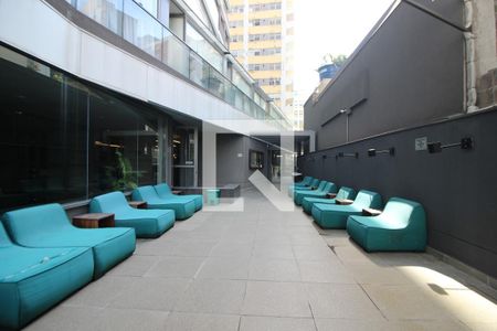 Studio à venda com 19m², 1 quarto e sem vaga Studio à venda com 19m², 1 quarto e sem vagaÁrea comum - Piscina