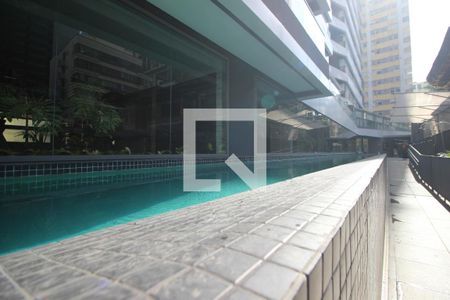 Studio à venda com 19m², 1 quarto e sem vaga Studio à venda com 19m², 1 quarto e sem vagaÁrea comum - Piscina