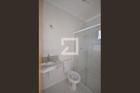 Banheiro de apartamento para alugar com 1 quarto, 31m² em Vila Leonor, São Paulo