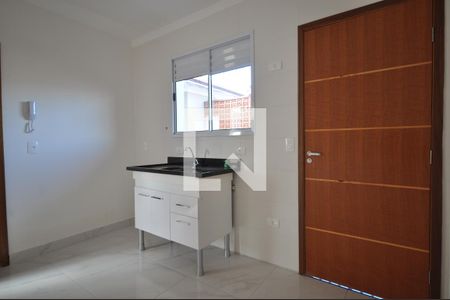 Cozinha de apartamento para alugar com 1 quarto, 31m² em Vila Leonor, São Paulo