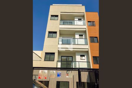 Apartamento à venda com 47m², 2 quartos e 1 vaga Apartamento à venda com 47m², 2 quartos e 1 vagaFachada