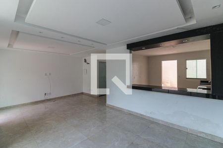 Sala de casa de condomínio para alugar com 3 quartos, 120m² em Vargem Grande, Rio de Janeiro
