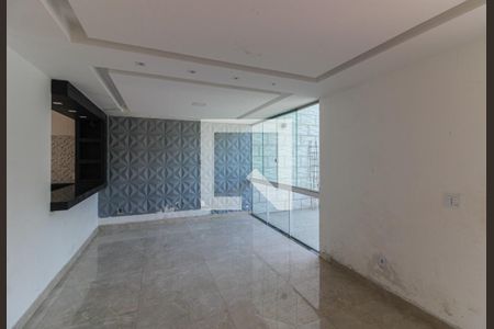 Sala de casa de condomínio para alugar com 3 quartos, 120m² em Vargem Grande, Rio de Janeiro
