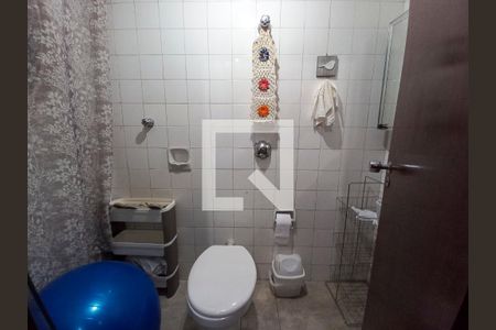 Apartamento à venda com 200m², 3 quartos e 2 vagasBanheiro de serviço 