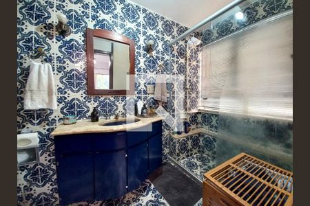 Apartamento à venda com 200m², 3 quartos e 2 vagasQuarto 3 - Banheiro 