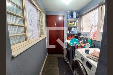 Apartamento à venda com 200m², 3 quartos e 2 vagasárea de serviço 