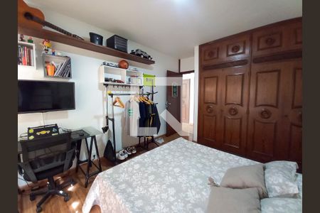 Apartamento à venda com 200m², 3 quartos e 2 vagasQuarto 2