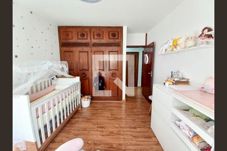 Apartamento à venda com 200m², 3 quartos e 2 vagasQuarto 1