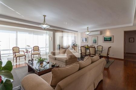 Sala de apartamento à venda com 3 quartos, 115m² em Caxingui, São Paulo