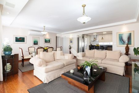 Sala de apartamento à venda com 3 quartos, 115m² em Caxingui, São Paulo