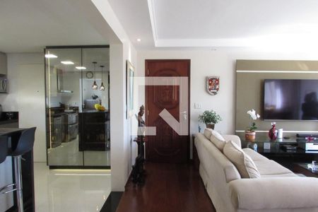 corredor  de apartamento à venda com 3 quartos, 110m² em Caxingui, São Paulo